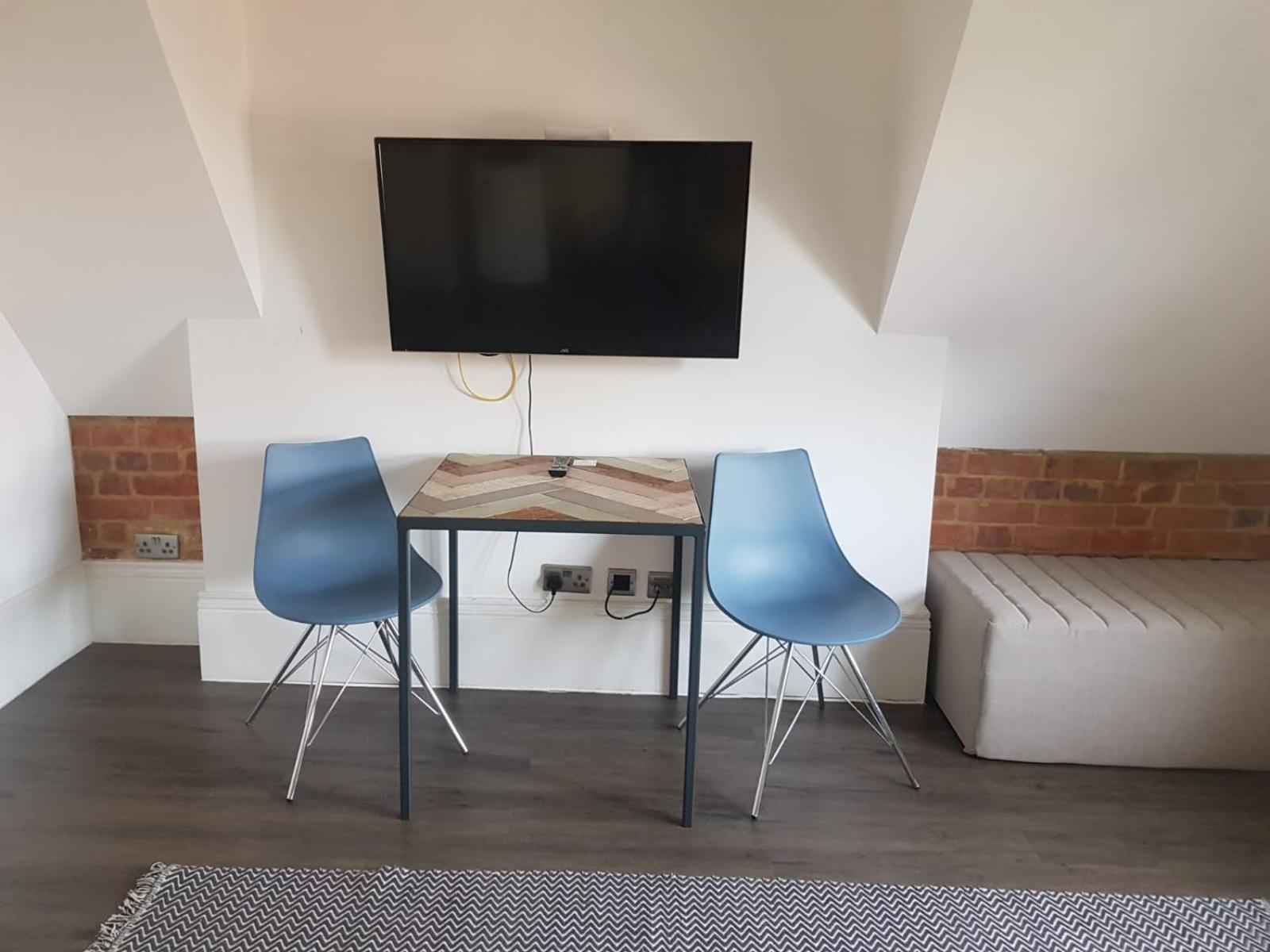 Nitehouse Apartment Reading Phòng bức ảnh